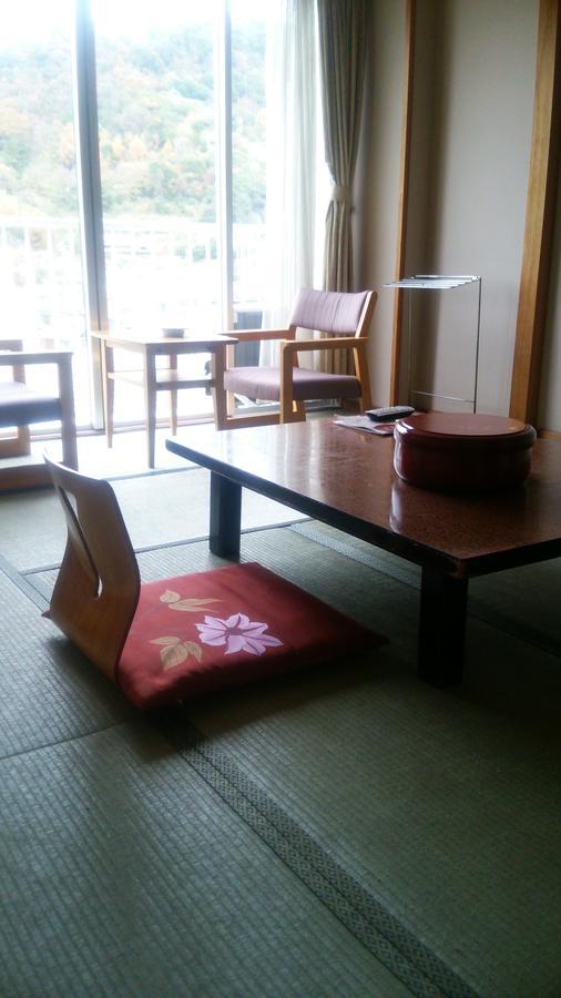 Hotel Kashimaso à Tonosho  Extérieur photo